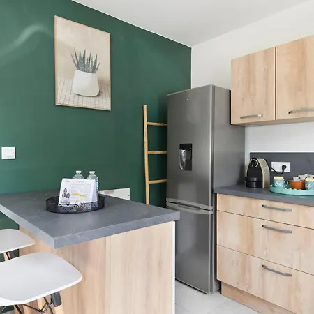 Les Lambannieres - Maison Neuve, Calme Avec Jardin Haute-Goulaine